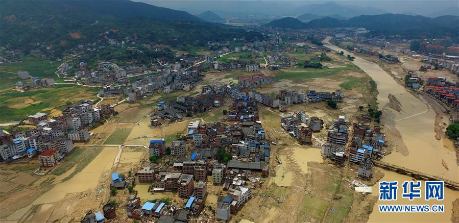 福建閩清:洪水肆虐致10人死亡11人失蹤