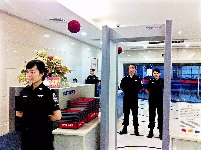 1492408608138992.jpg 2.jpg